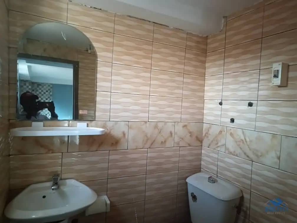 Modern room available  — photo 4