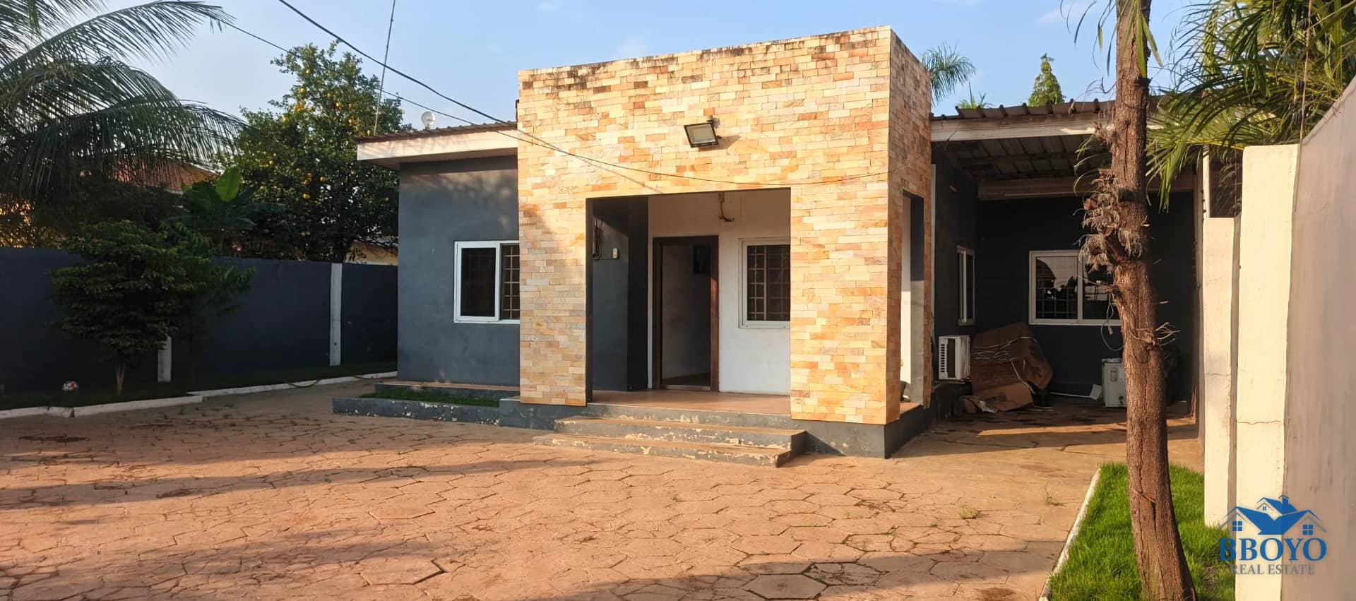 Executive 4 bedroom residential en-suit building facility — photo 4
