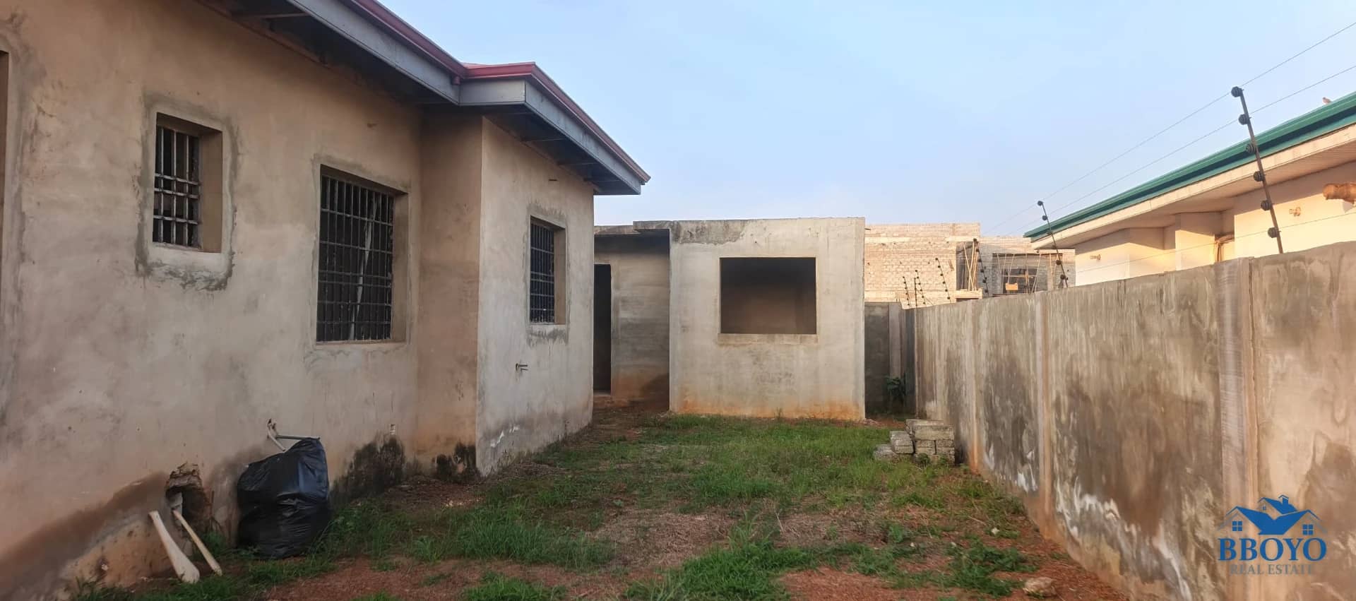 90% complete residential building — photo 5