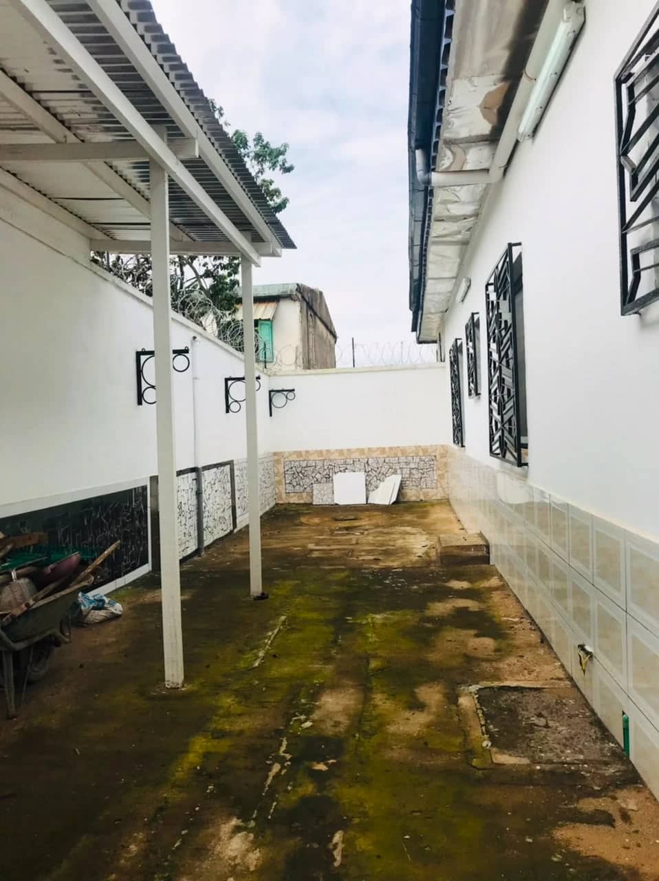 Villa à louer au Carrefour RÉGIE