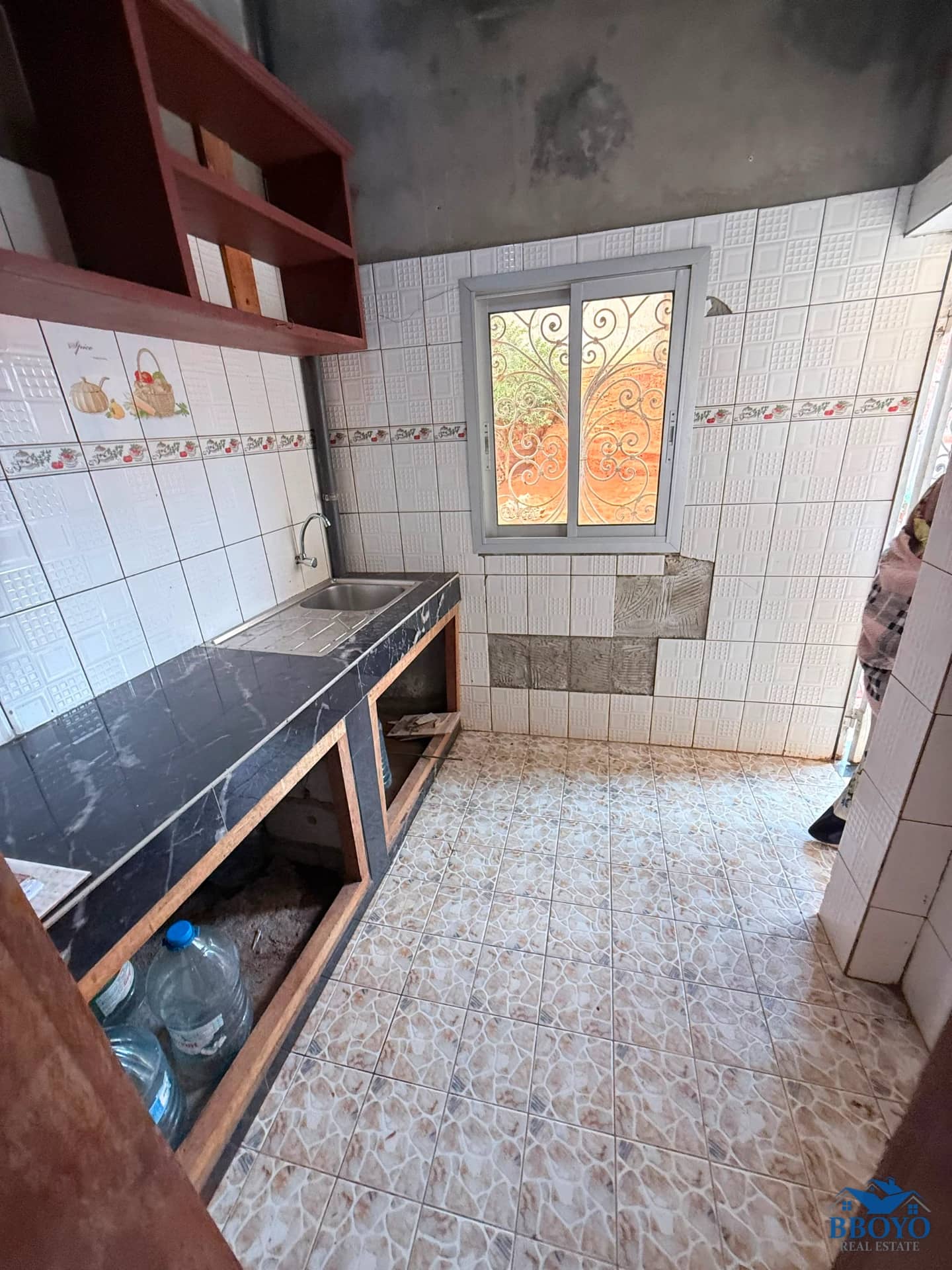 Immeuble R+2 à vendre à soa — photo 4
