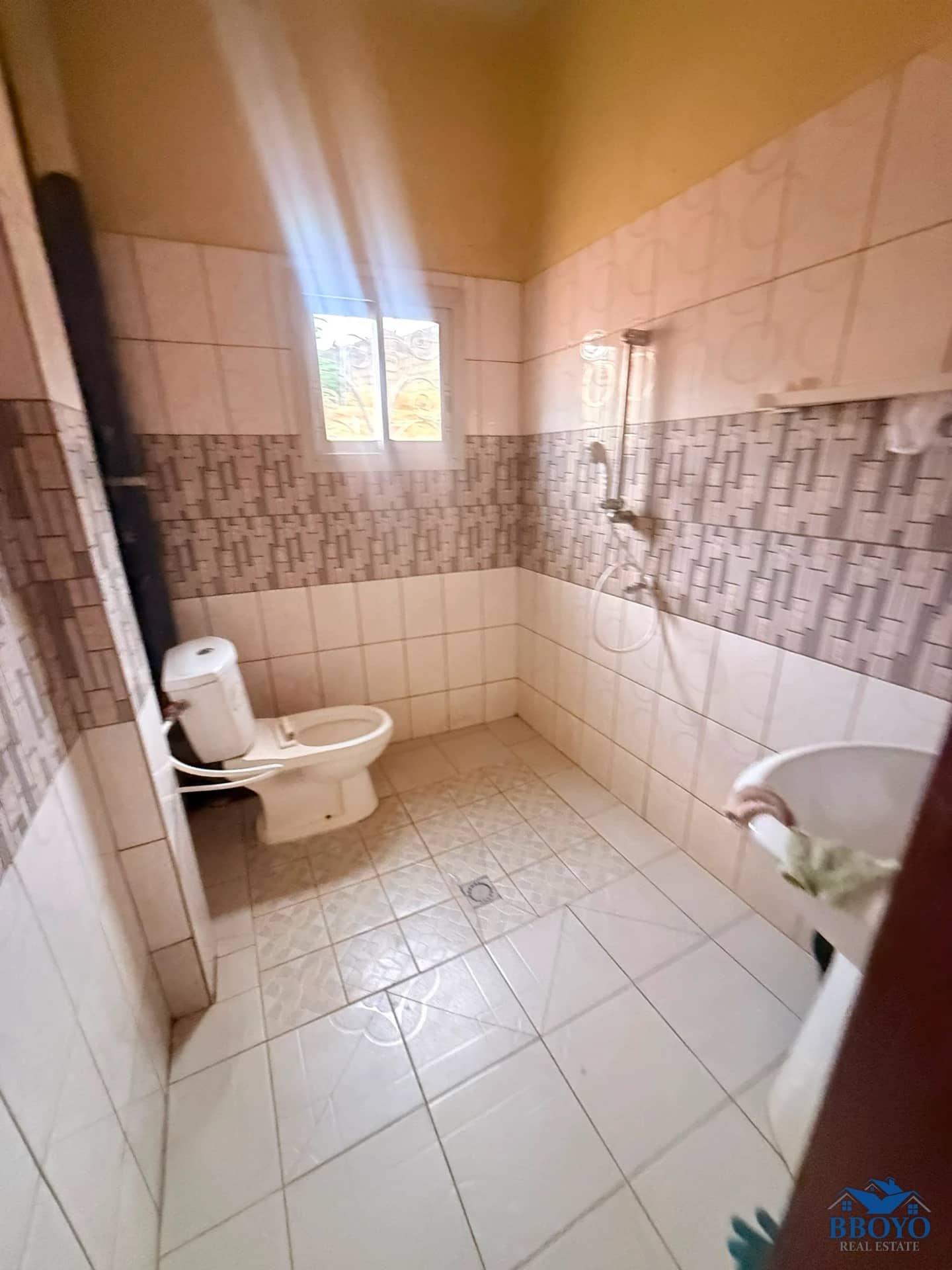 Immeuble R+2 à vendre à soa — photo 5