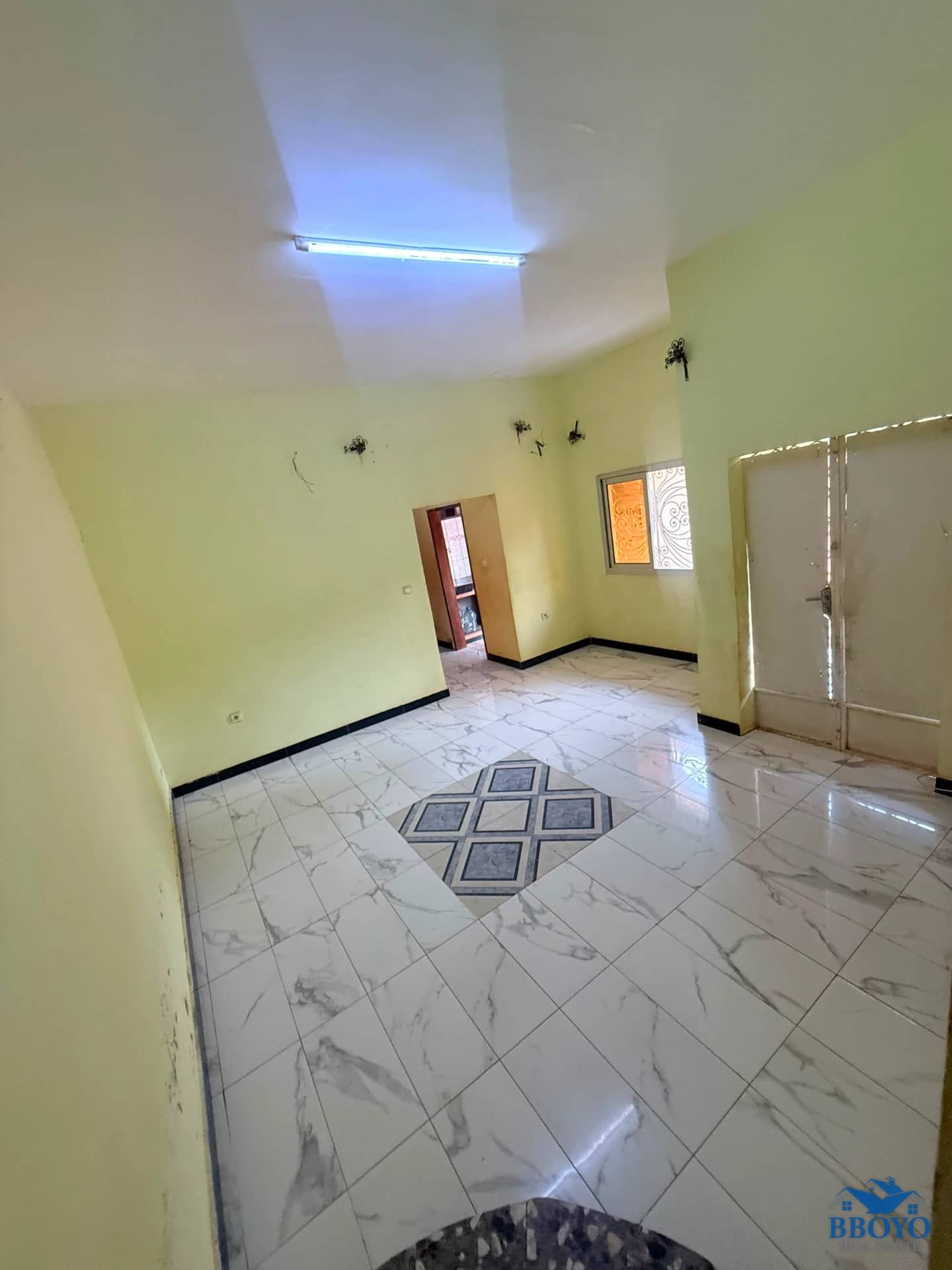 Immeuble R+2 à vendre à soa — photo 7