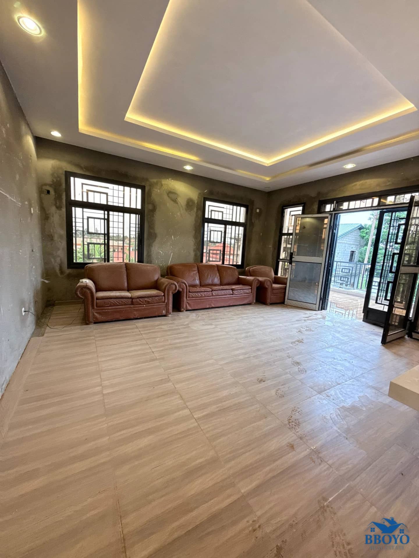 Duplex à louer à Odza — photo 7
