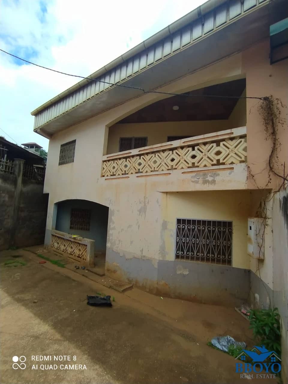 Duplex à louer à Ngousso