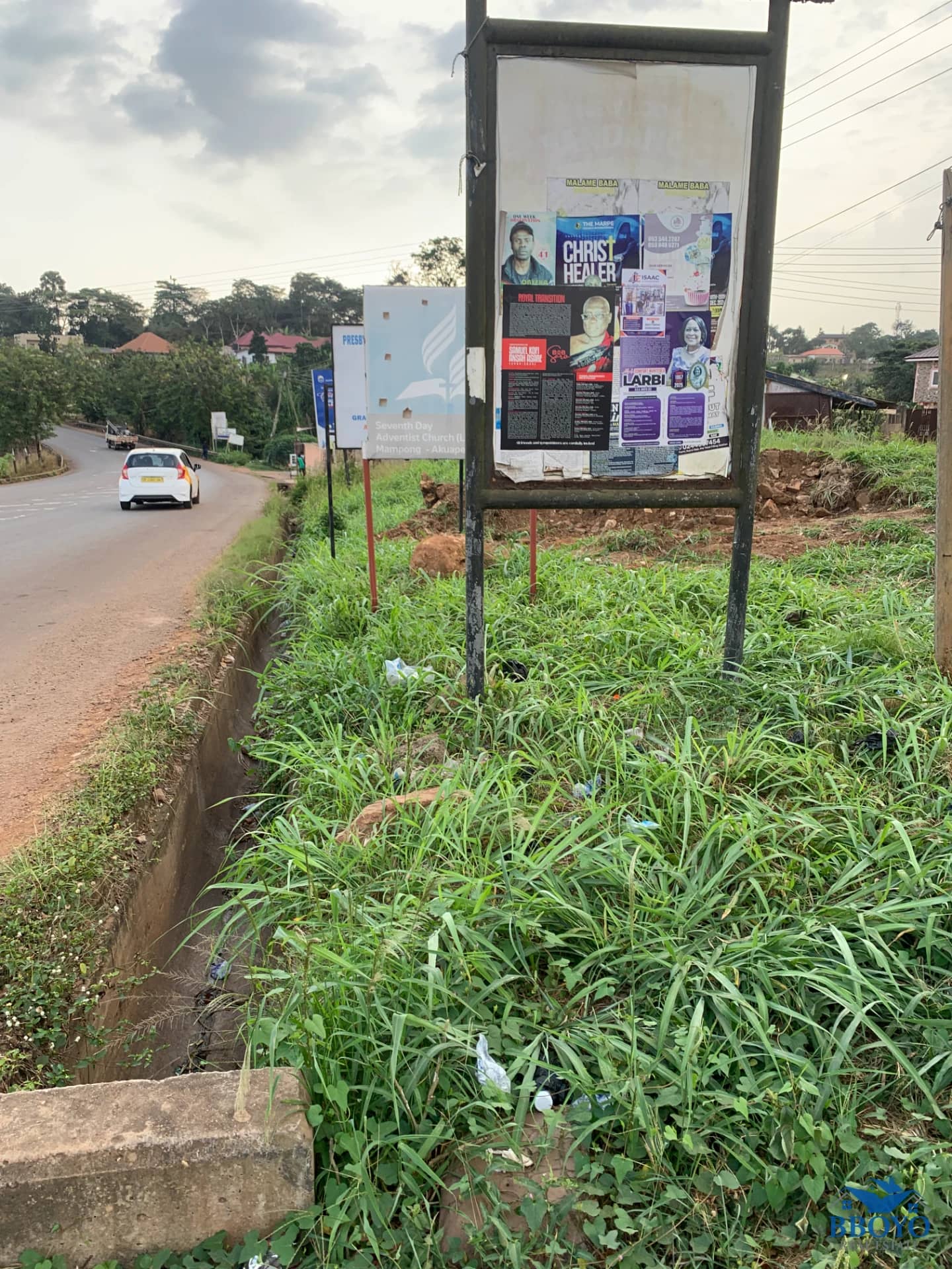 4 PLOTS OF LAND FOR SALE – MAMPONG AKUAPEM — photo 2