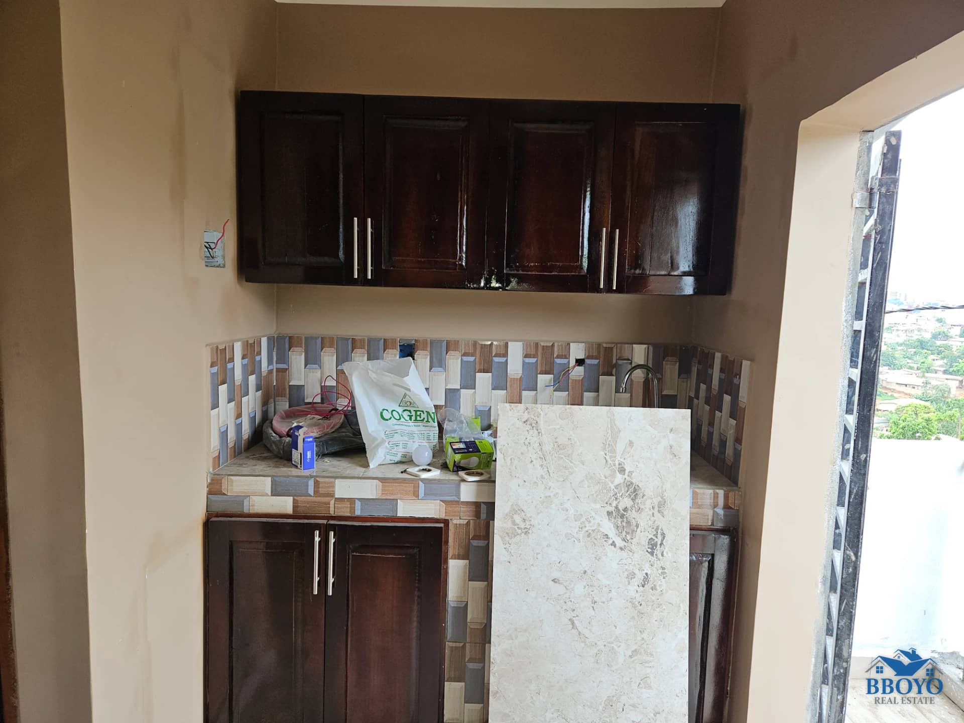 Modern Room available — photo 7