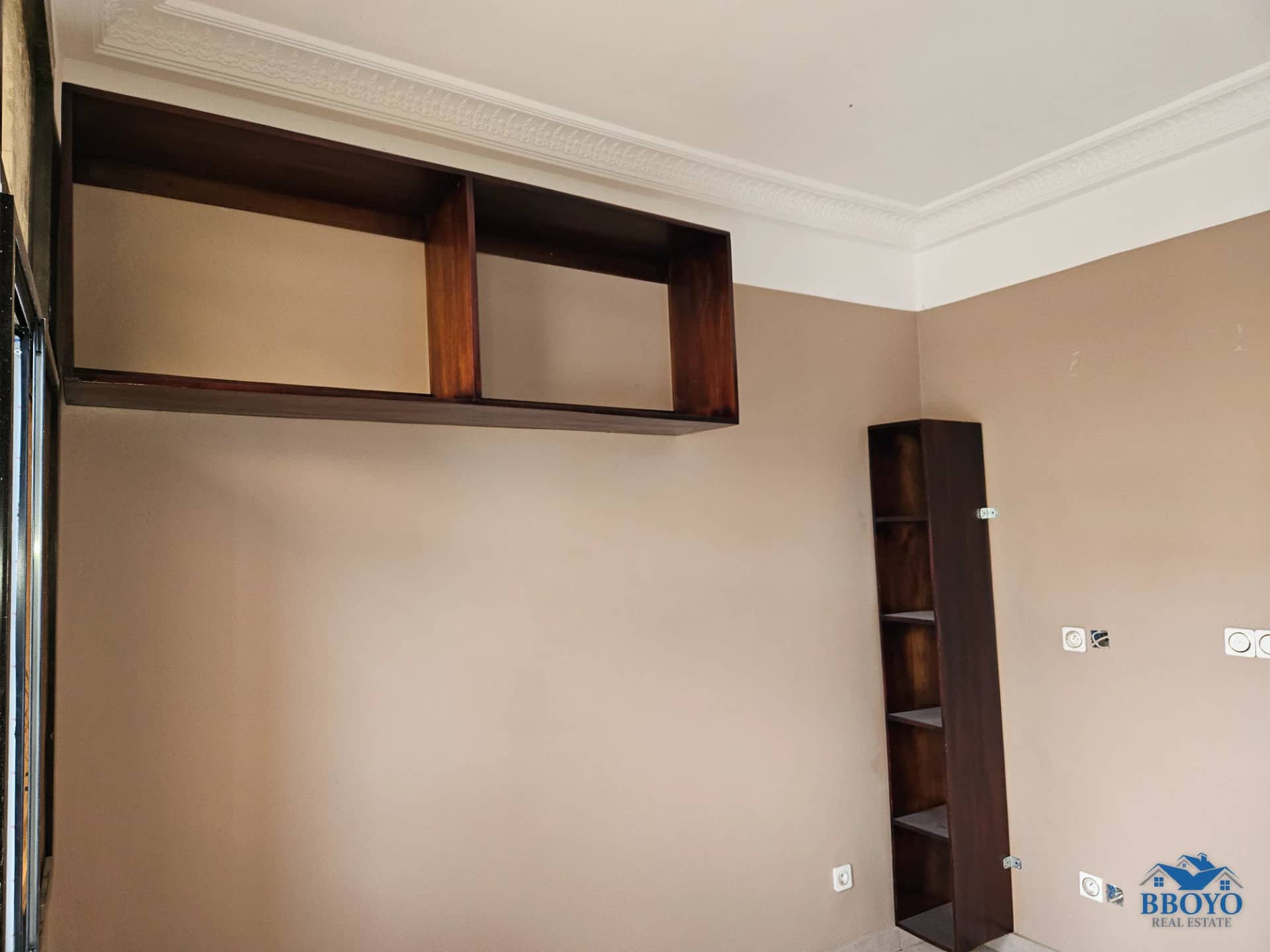 Modern Room available — photo 2