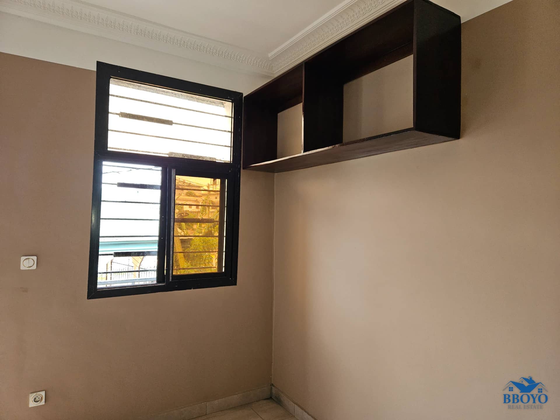 Modern Room available — photo 6