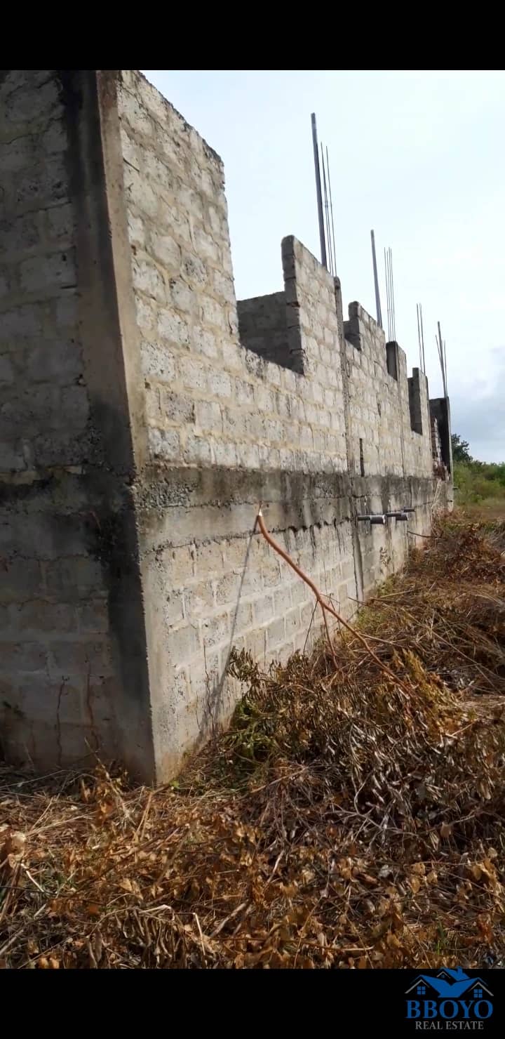 Lagoon View, Uncompleted 5-Bedroom Storey Building