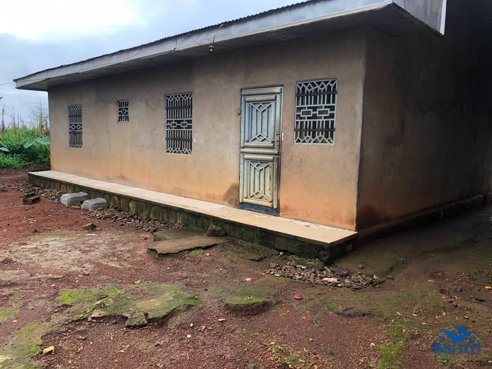 Real Estate property, Property embodies Land the House on it — photo 4