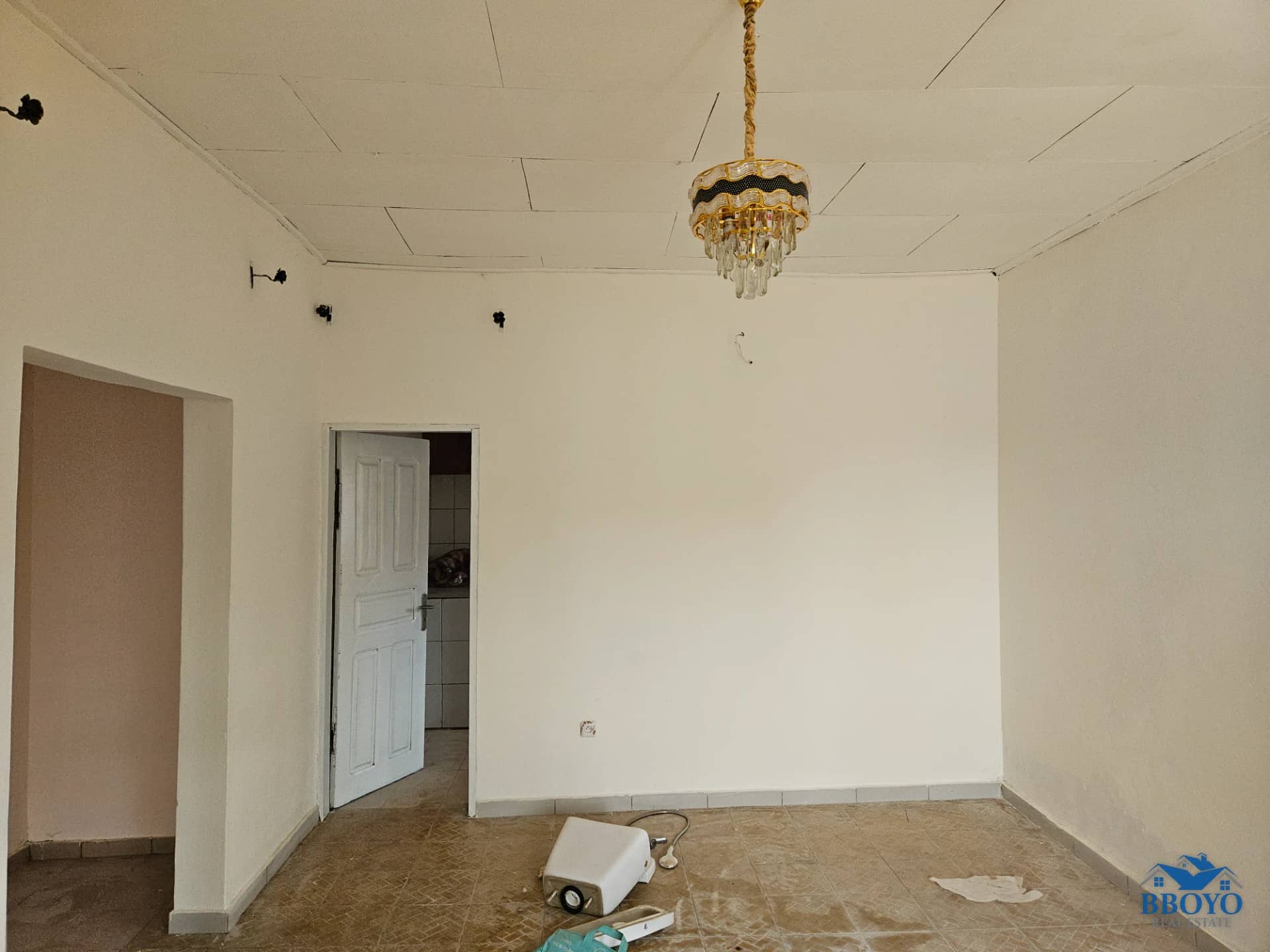 Beautiful villa in Yaoundé, move in ready. — photo 6
